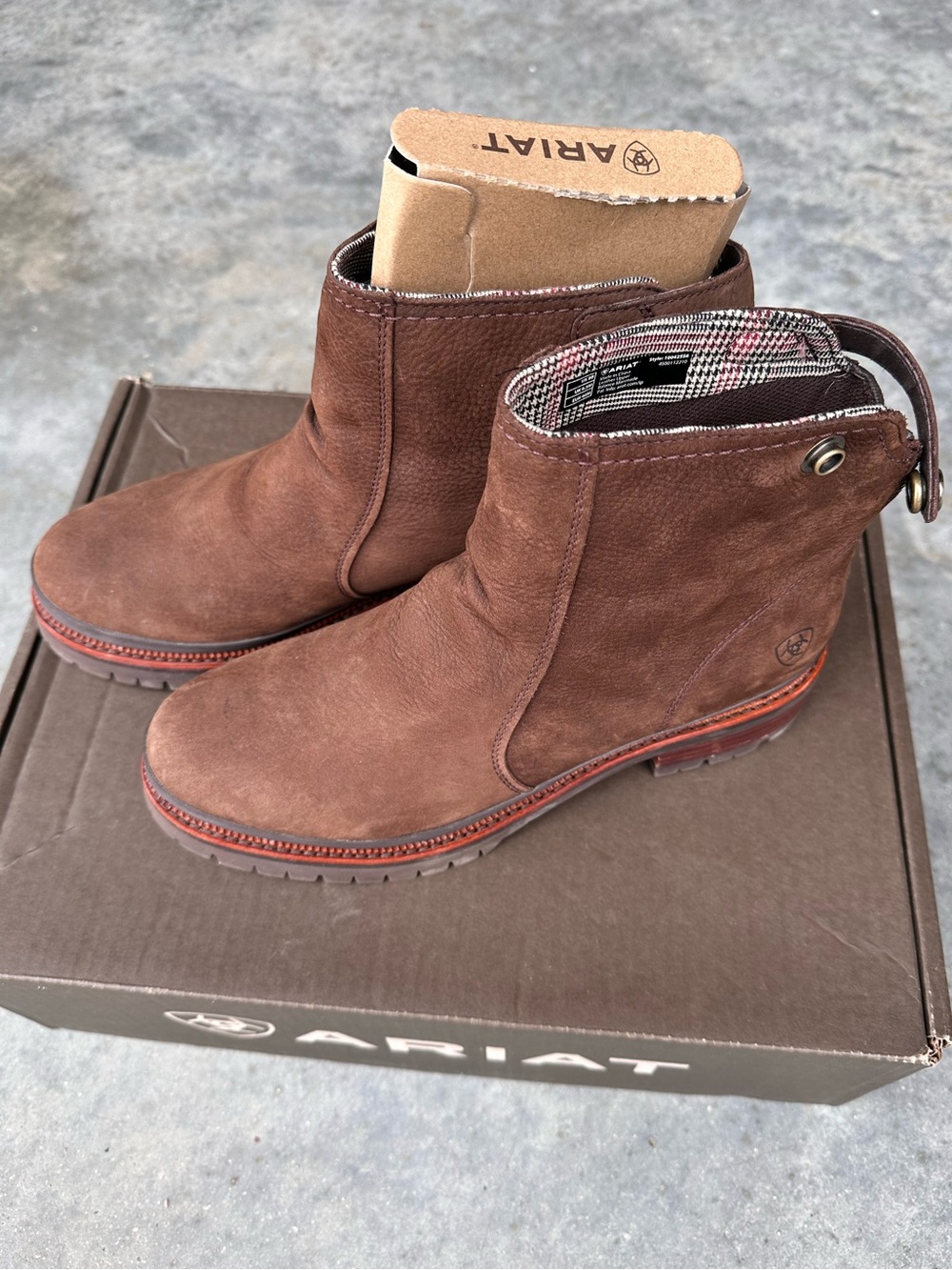 Ariat Leighton H2O Chelsea Ankle Boot – Barley Brown